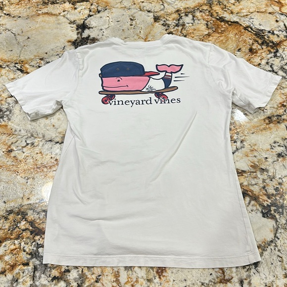 Vineyard vines. Youth size LARGE WHALE TEE SHIRT. skateboard design. Used - Picture 2 of 7